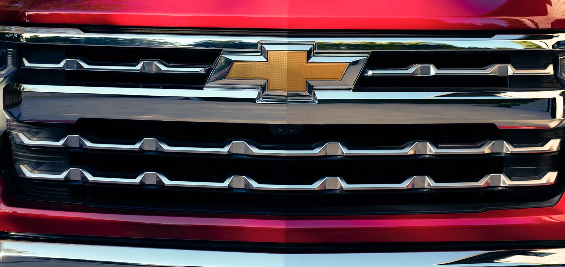 2025 Chevrolet Silverado Front